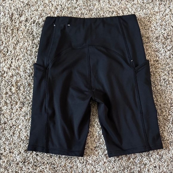 SO Women's Classic Black pocket Bike Shorts - Picture 2 of 3